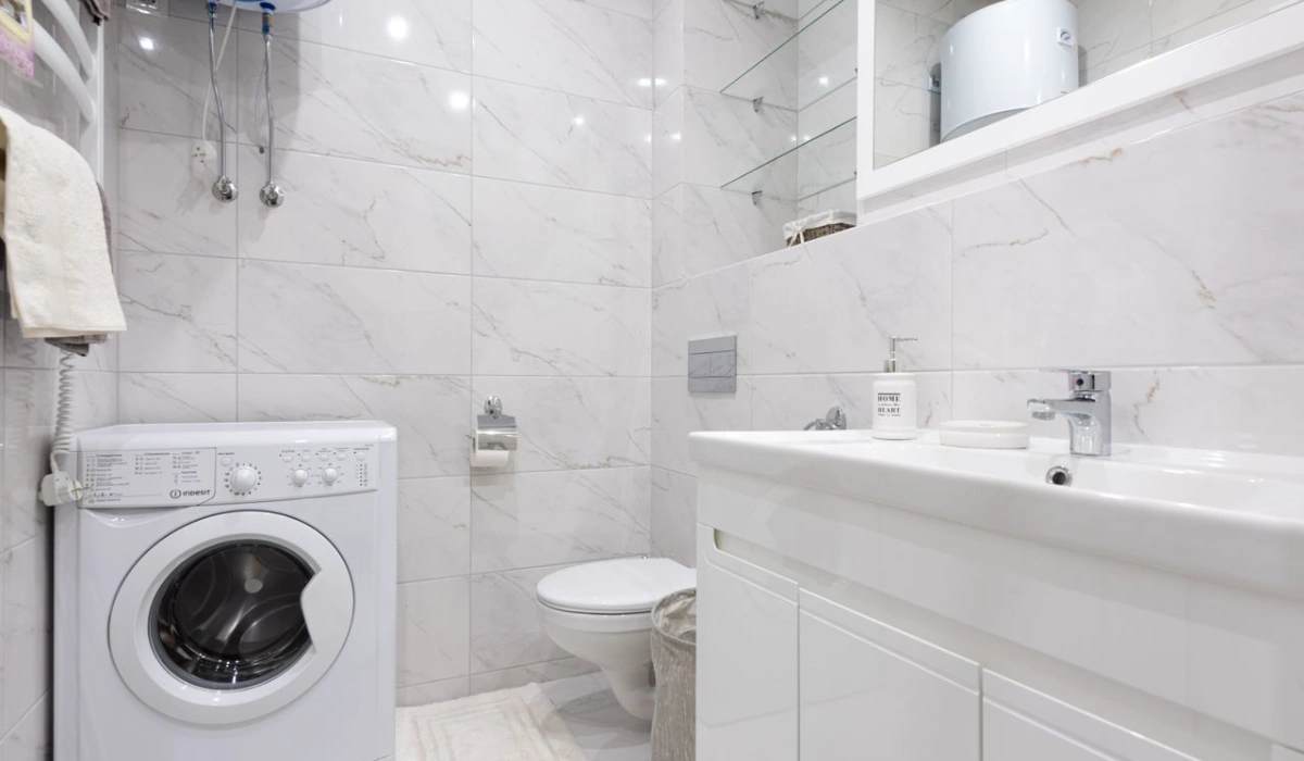 Tankless water heater